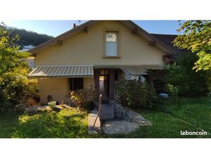 Maison mitoyenne à lons le Saunier même