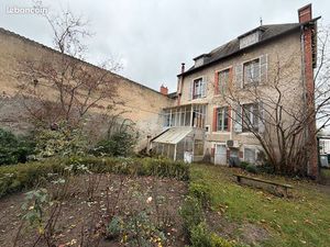 Maison 6 pièces 144 m²