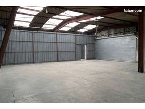 Location entrepôt / stockage 500 m²