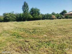 Vente terrain viabilisé 1.500 m² Plaisance (32160)