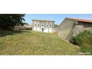 Propriété 9 pièces 235 m²