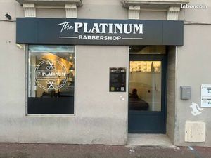 À vendre The Platinum Barber Shop  superbe salon de coiffure / barbershop premium by nînho