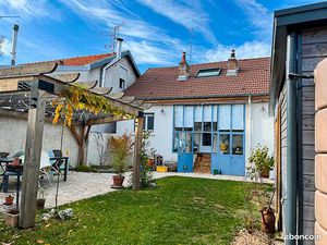 CHENOVE - Maison 5 pièces avec jardin