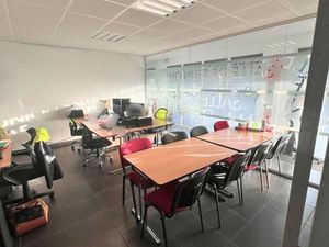 Local commercial 125 m²