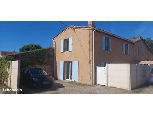 Maison en pierre rénovée 3 chambres