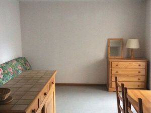 2P de 33 m2 avec chambre  rez de jardin  hyper centre