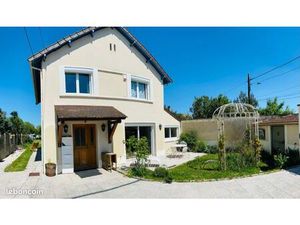Jardin piscine - calme - centre ville