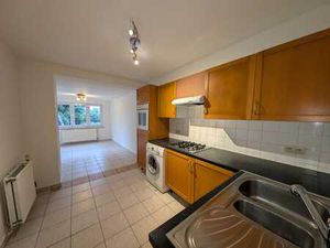 Rez-de-chaussée avec jardin