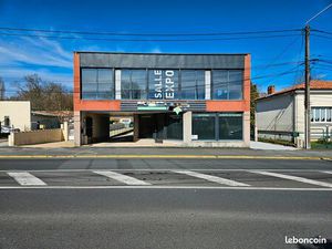 Local 230 m² SOYAUX