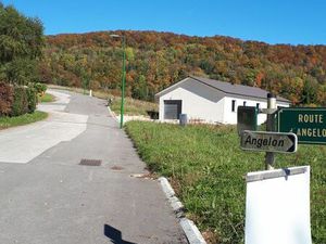 4 parcelles urbanisées à vendre lotissement LESCHERES