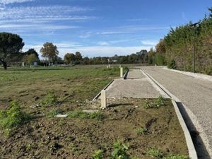 Terrain 1 049 m² Le Passage