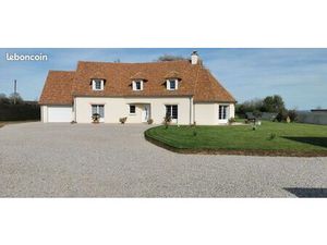 Maison 236 m2(2011) avec grand garage(2011)