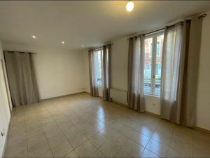 LIANCOURT/ F2 en Rdc libre de suite