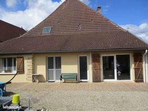 Maison de village et atelier