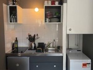 Rare Studio avec grande terrasse sans vis-à-vis à Metz Devant- les -Ponts