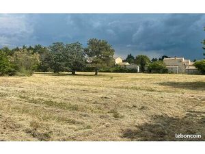 Terrain 1155 m² Châteauneuf-de-Gadagne