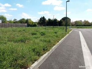 Terrain 820 m² Le Burgaud