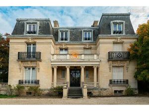 Local 12 m² CHANTILLY
