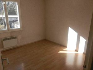 Appartement F3   56 M2  plein sud