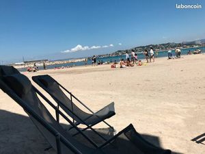 Cabanon duplex sur la plage de la Pointe Rouge