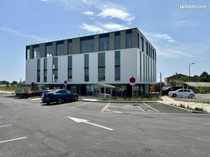 Bureaux 344 m²