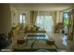 Propriété 6 pièces 150 m²