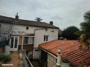 Maison mitoyenne a vendre