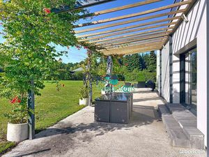 Propriété 6 pièces 167 m²