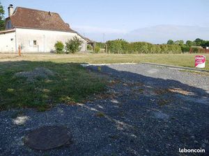 Terrain 1092 m² MONT