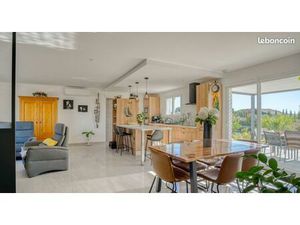 Maison comptemporaine