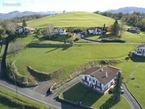 Terrain viabilisé vu montagne