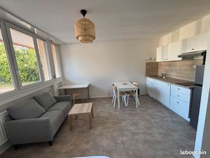 Studio meublé - 28.6 m²