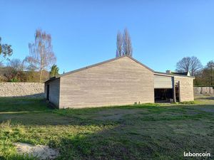 Maison 1 pièce 240 m²