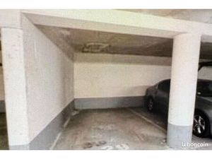 Parking Rue du Département 75018