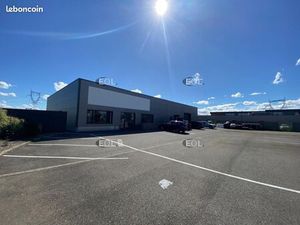 Local d'activité 640 m²