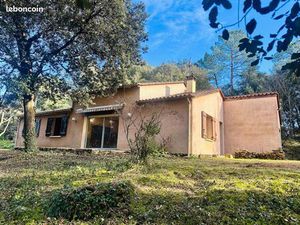 Charmante maison de plain-pied à 3 minutes de Sarlat