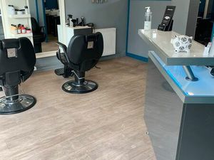 À vendre salon de coiffure