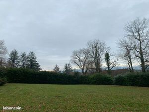 Terrain à Montardon