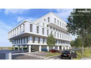 Bureaux 2 796 m²
