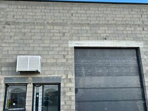 Local Entrepôt 100m2 + Bureau