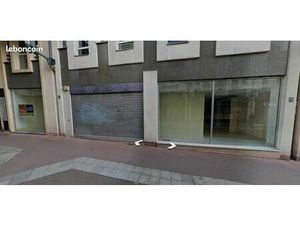 Local commercial 124 m²