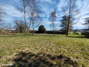 Magnifique terrain dominant la vallée du lunain