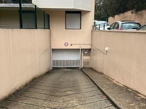 Garage fermé 14 m² avec électricité – Résidence sécurisée Europa – Montpellier Père Soulas