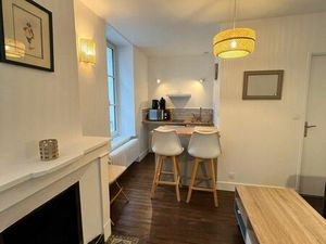 F2 entièrement rénové et meublé tout confort Centre ville Orleans