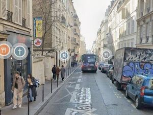 Local commercial 35 m² PARIS 09