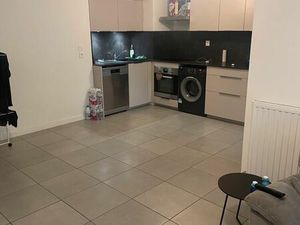 Location appartement 3 pièces 70 m² à Villeurbanne (69100)