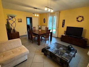 Maison individuelle 3 chambres - jardin 580 m² - proche Rémilly