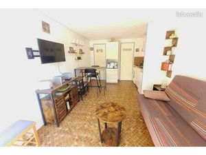 Studio rez de jardin secteur roquille