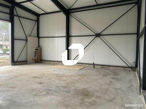 Local d'activité 85 m²