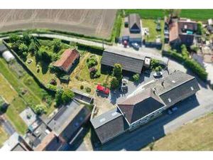 Grande ferme à rénover avec un énorme potentiel